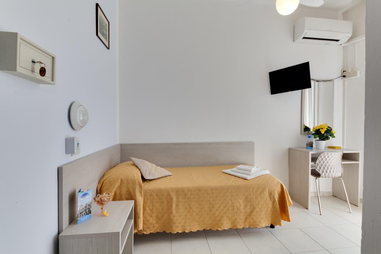 Nevia Hotel